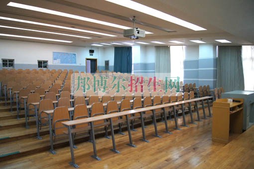 云南商務職業(yè)學院
