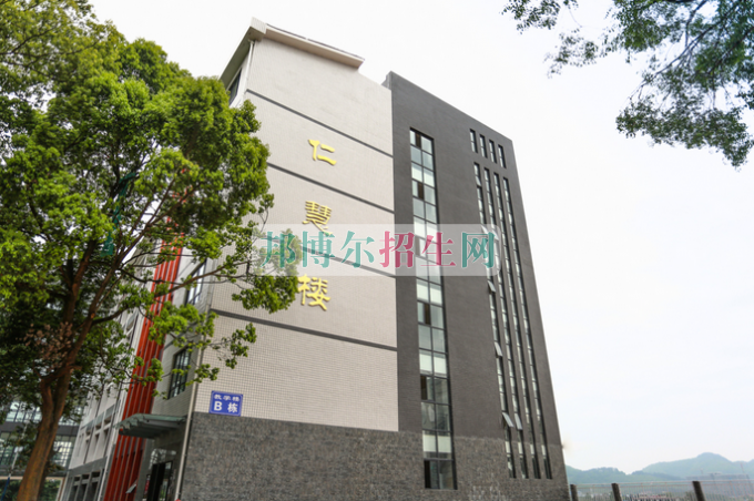 遵義職業(yè)技術學院網(wǎng)站網(wǎng)址