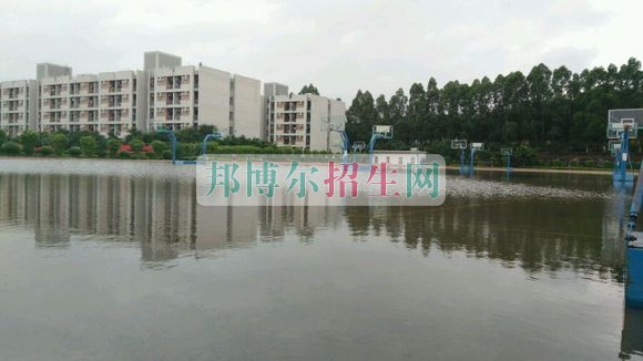 廣州現(xiàn)代信息工程職業(yè)技術學院網(wǎng)站網(wǎng)址