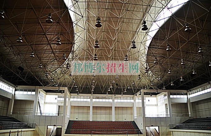 上完中?？梢陨洗髮? width=