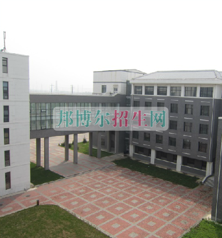 沈陽(yáng)北軟信息職業(yè)技術(shù)學(xué)院是幾專