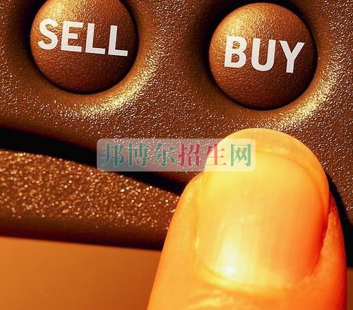 女生學計算機應(yīng)用技術(shù)