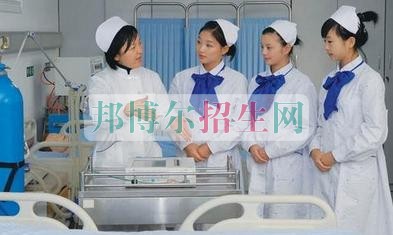 中?？谇会t(yī)學(xué)考大專