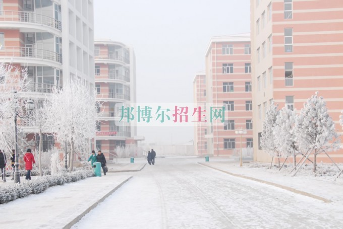 好點的移動通信技術(shù)學(xué)校