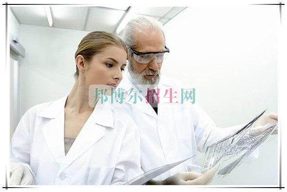 初中畢業(yè)能學醫(yī)學影像專業(yè)嗎