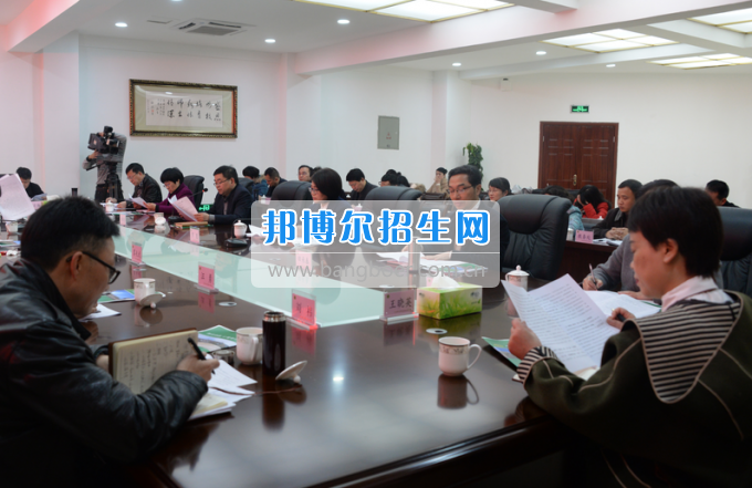 市委常委、宣傳部長潘梅到川南幼兒師范高等?？茖W(xué)校調(diào)研思想政治工作