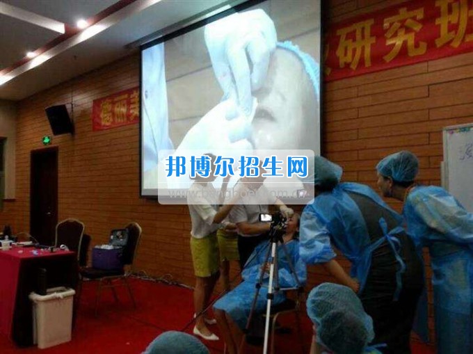 成都美容技術(shù)學校好不好