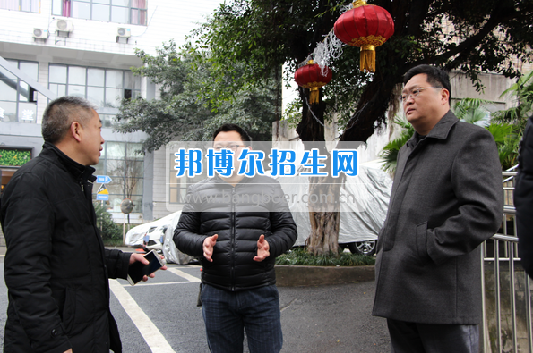 重慶航天職業(yè)技術學院安委會組織開展新學期開學前安全檢查
