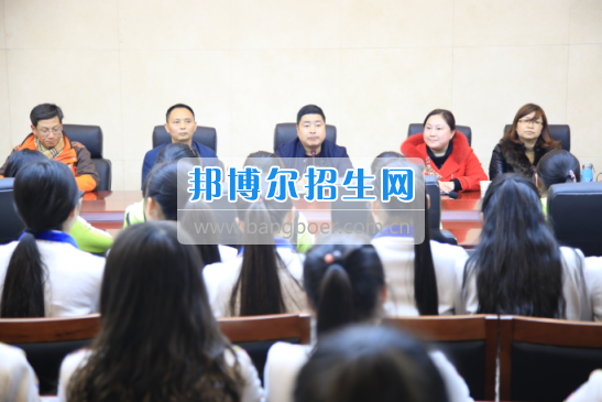 川北幼兒師范高等?？茖W校學前教育系赴南江小河職中調(diào)研
