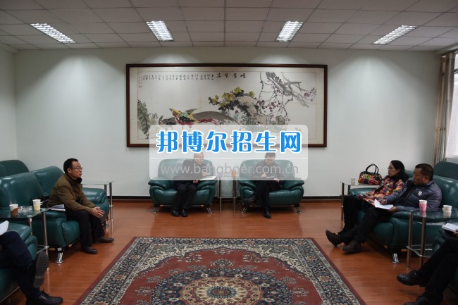 市中區(qū)領(lǐng)導(dǎo)調(diào)研樂山師范學(xué)院擬建幼兒園項目