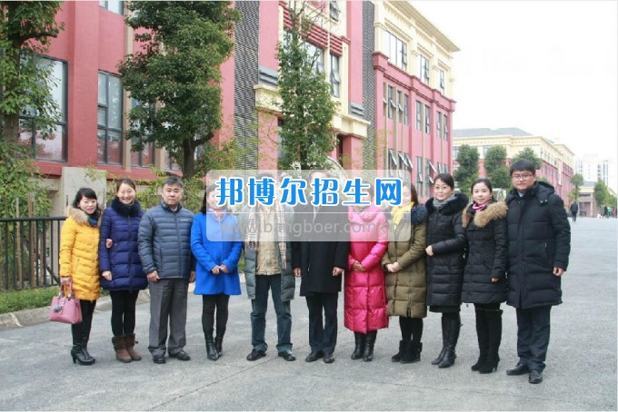 貴陽(yáng)幼兒師范學(xué)校校本培訓(xùn)拉開新學(xué)期序幕，2017擼起袖子加油干！