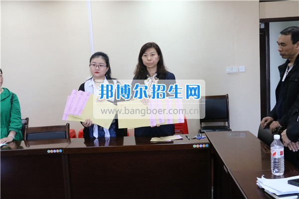 2017年銅仁市第六屆職業(yè)院校學(xué)前教育專(zhuān)業(yè)技能大賽在思南師范學(xué)校舉行