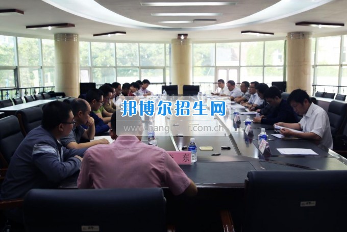 省市紀(jì)委領(lǐng)導(dǎo)蒞臨攀枝花學(xué)院土木工程學(xué)院調(diào)研黨風(fēng)廉政建設(shè)工作