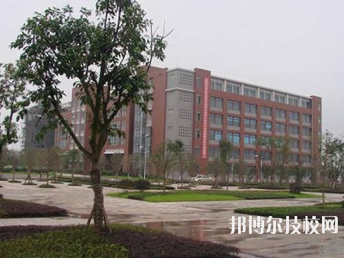 武漢鐵路橋梁職業(yè)學(xué)院2020年報(bào)名條件、招生要求、招生對(duì)象