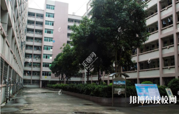 陜西石油化工學(xué)校2020年報名條件、招生要求、招生對象