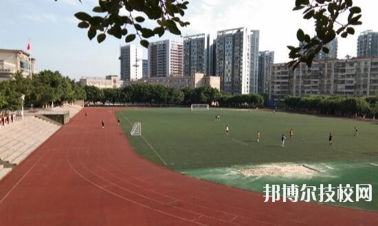 重慶渝北職業(yè)教育中心2020年報(bào)名條件、招生要求、招生對(duì)象