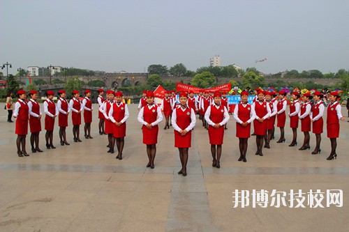 成都新運職業(yè)學校2020年報名條件、招生要求、招生對象