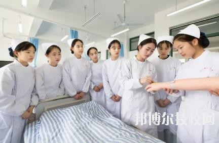 溫州護士學校2020年報名條件、招生要求、招生對象