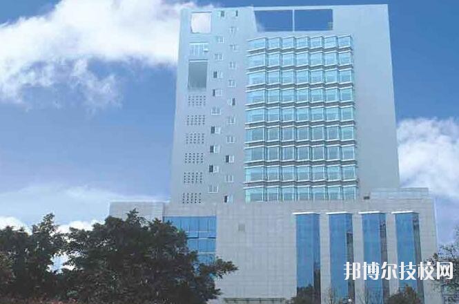重慶五一高級(jí)技工學(xué)校2020年學(xué)費(fèi)、收費(fèi)多少