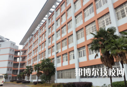 南昌理工職業(yè)中等專業(yè)學(xué)校2020年報(bào)名條件、招生要求、招生對(duì)象 