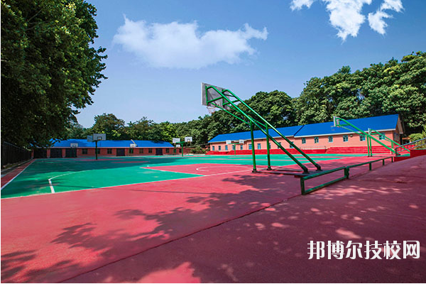 西安鐵道職業(yè)學(xué)校2020年報名條件、招生要求、招生對象