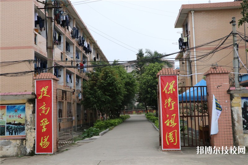 南寧工貿(mào)職業(yè)技術學校2020年宿舍條件