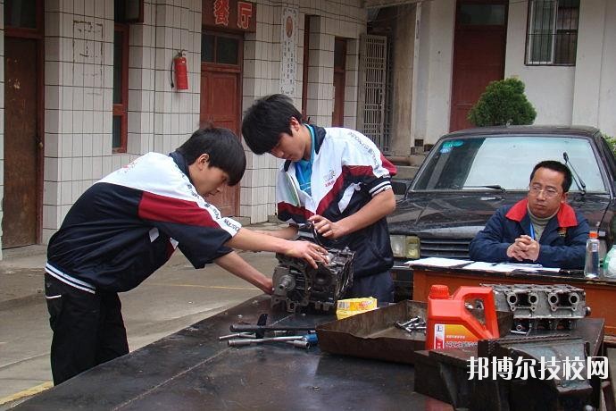 石阡中等職業(yè)學(xué)校怎么樣、好不好