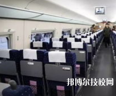 蘭州鐵路機(jī)械學(xué)校2020年學(xué)費(fèi)、收費(fèi)多少