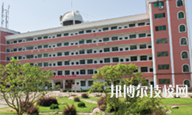 江西新能源技工學(xué)校2020年報(bào)名條件、招生要求、招生對(duì)象
