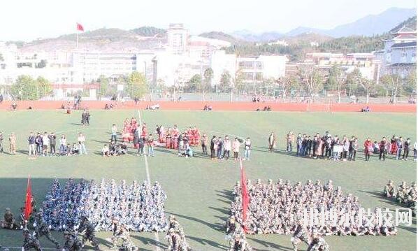 平塘中等職業(yè)學(xué)校2020年報名條件、招生要求、招生對象