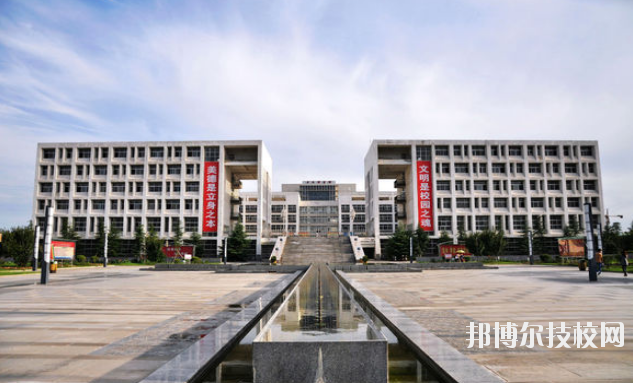 陜西商貿(mào)學(xué)院附屬中職校2020年報(bào)名條件、招生要求、招生對(duì)象 