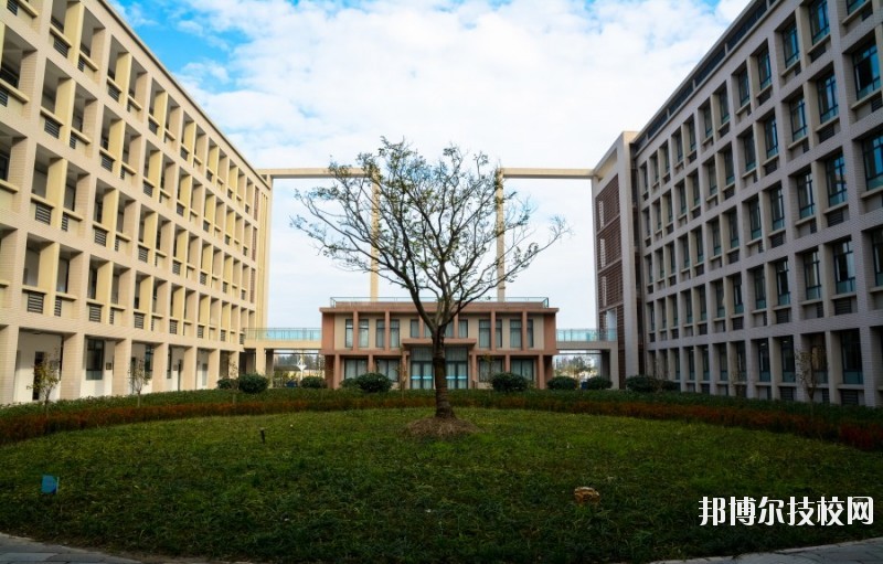 嘉善信息技術(shù)工程學(xué)校怎么樣、好不好