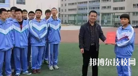 靖遠(yuǎn)職業(yè)中等專(zhuān)業(yè)學(xué)校2020年報(bào)名條件、招生要求、招生對(duì)象