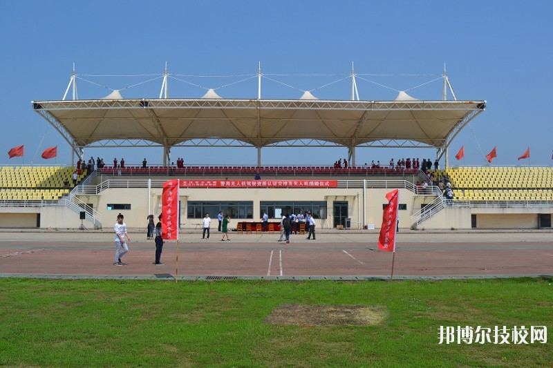 武漢江南技術(shù)學(xué)校怎么樣、好不好