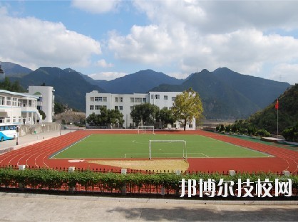 寧波四明職業(yè)高級中學(xué)2020年報名條件、招生要求、招生對象