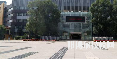 武威西牛職業(yè)技術(shù)學(xué)校2020年報名條件、招生要求、招生對象