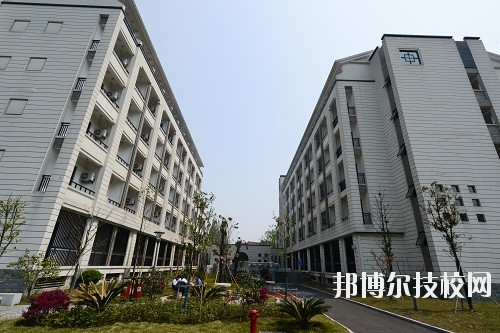 杭州財經(jīng)職業(yè)學校網(wǎng)址網(wǎng)站