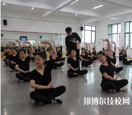 江山職業(yè)教育中心2020年報名條件、招生要求、招生對象