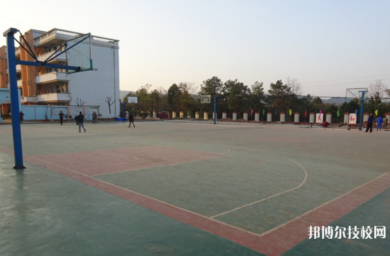 泰和中等專(zhuān)業(yè)學(xué)校2020年報(bào)名條件、招生要求、招生對(duì)象 