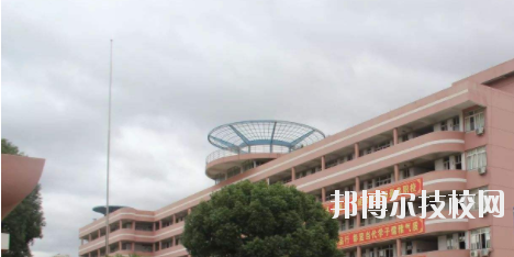 靈山第二職業(yè)技術(shù)學(xué)校2020年報名條件、招生要求、招生對象