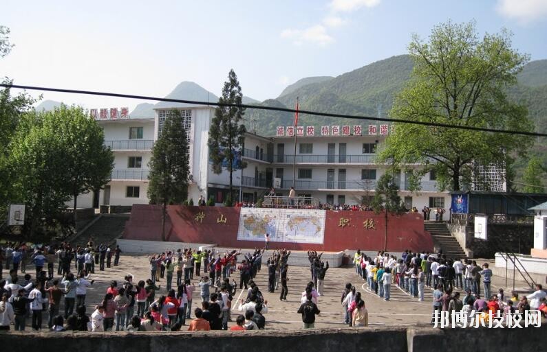 六盤(pán)水鐘山區(qū)職業(yè)技術(shù)學(xué)校怎么樣、好不好