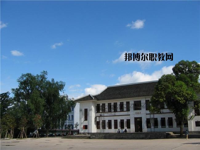 四川省儀隴縣柳埡職業(yè)中學(xué)2020年報(bào)名條件、招生要求、招生對(duì)象