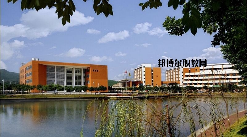 仙桃新亞電腦中等職業(yè)學(xué)校2020年報名條件、招生要求、招生對象