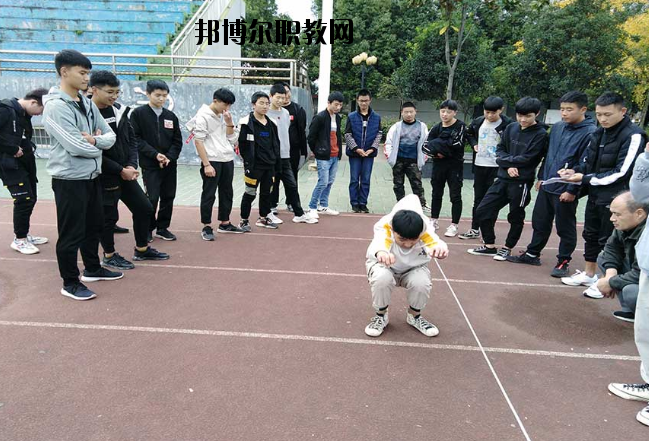 勉縣職業(yè)教育中心2020年報(bào)名條件、招生要求、招生對(duì)象 
