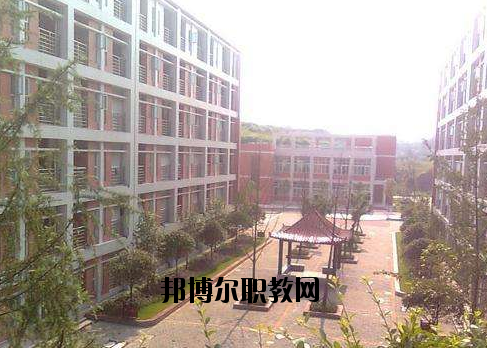 樂清虹橋職業(yè)技術(shù)學(xué)校怎么樣，好不好