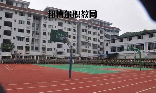 南充中等專業(yè)學校2020年報名條件、招生要求、招生對象