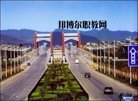 貴州省城鄉(xiāng)建設(shè)學(xué)校怎么樣、好不好