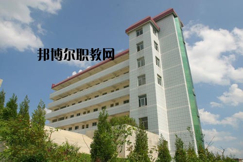 貴陽市長(zhǎng)城職業(yè)學(xué)校2020年報(bào)名條件、招生要求、招生對(duì)象