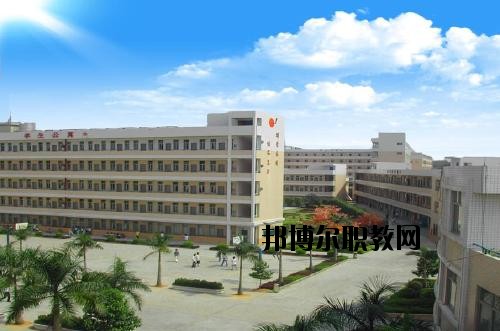 曲靖羅平職業(yè)技術(shù)學(xué)校2020年學(xué)費(fèi)、收費(fèi)多少
