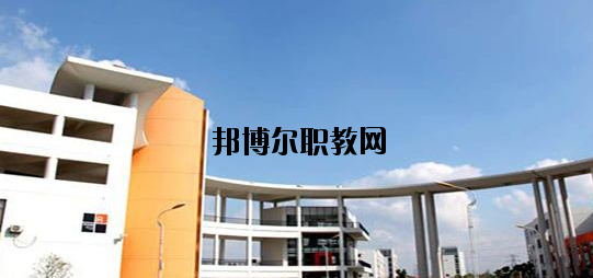 湖州藝術(shù)與設(shè)計(jì)學(xué)校怎么樣，好不好